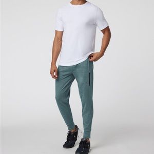 Vuori Men’s Sunday Performance Jogger-M